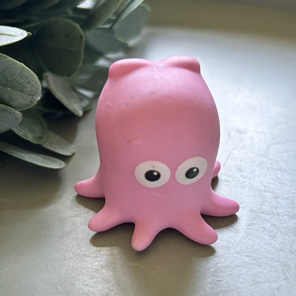 Disney Pixar Finding Nemo‎ Pink Octopus PEARL 2" Figure